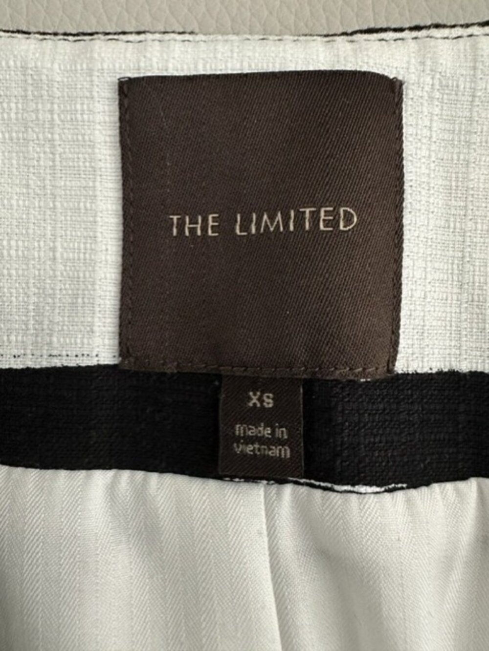The Limited Short Sleeve White Black Striped Blazer Jacket Size XS - Picture 4 of 4
